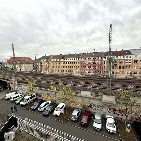 Wohnperle Neustadt - Zentral, Kostenloser Parkplatz, Lift, Klimaanlage Dresden Ngoại thất bức ảnh