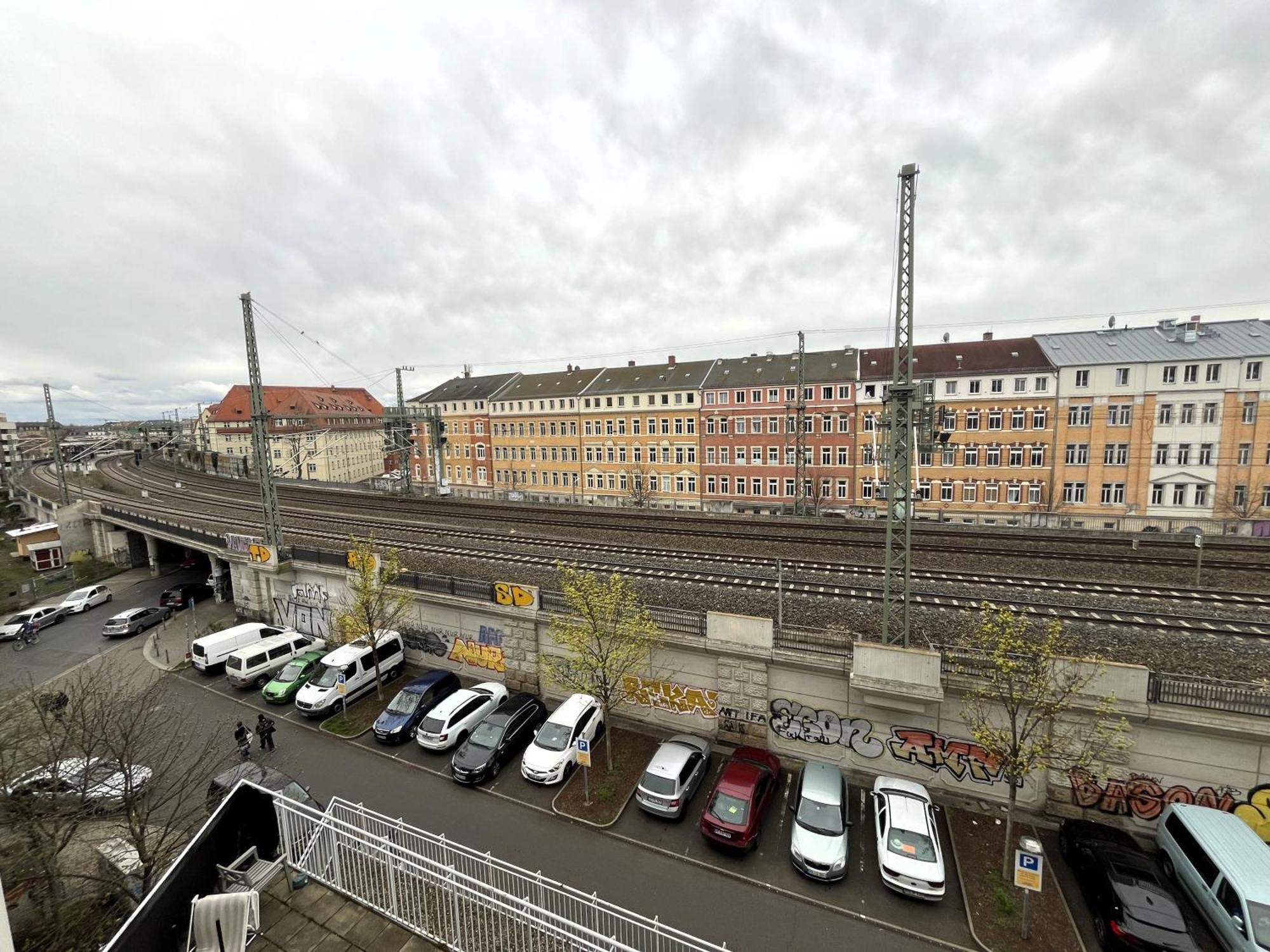 Wohnperle Neustadt - Zentral, Kostenloser Parkplatz, Lift, Klimaanlage Dresden Ngoại thất bức ảnh