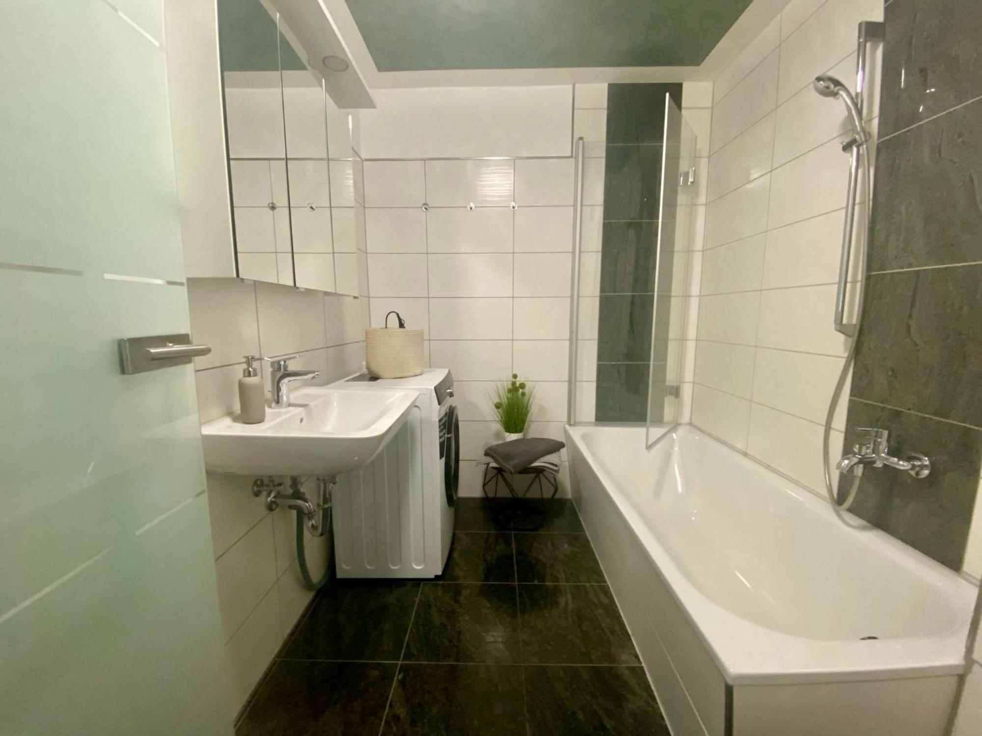 Wohnperle Neustadt - Zentral, Kostenloser Parkplatz, Lift, Klimaanlage Dresden Ngoại thất bức ảnh