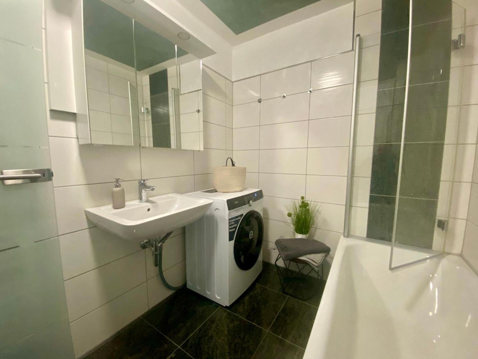 Wohnperle Neustadt - Zentral, Kostenloser Parkplatz, Lift, Klimaanlage Dresden Ngoại thất bức ảnh